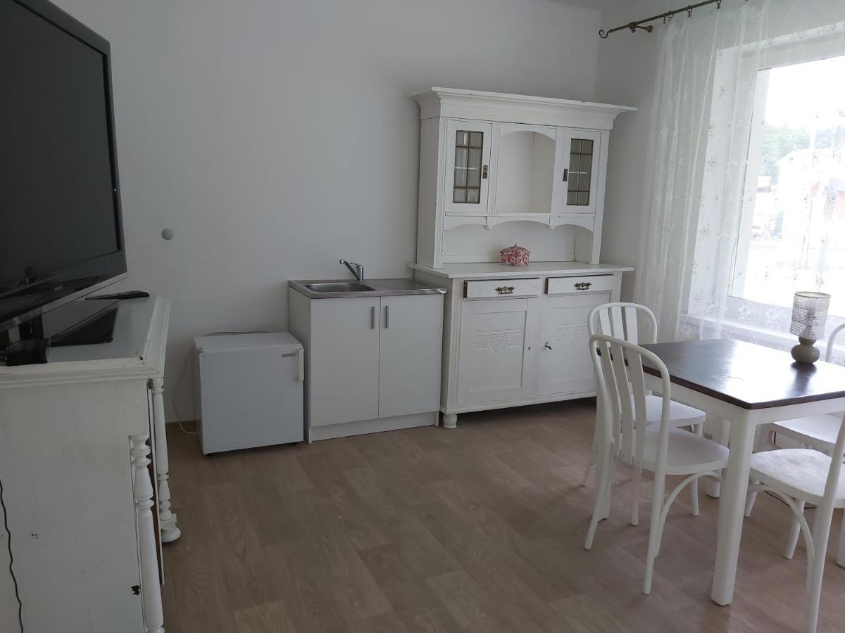Willa Wieniotowo Apartamenty Przy Lesie I Plazy Ap Am Wald Und Strand Ustronie Morskie Exterior foto