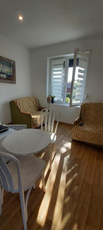 Willa Wieniotowo Apartamenty Przy Lesie I Plazy Ap Am Wald Und Strand Ustronie Morskie Exterior foto