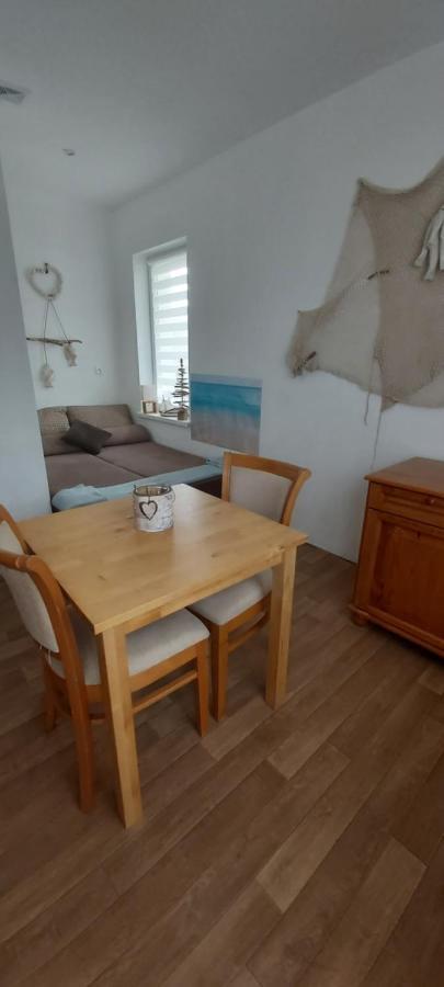 Willa Wieniotowo Apartamenty Przy Lesie I Plazy Ap Am Wald Und Strand Ustronie Morskie Exterior foto